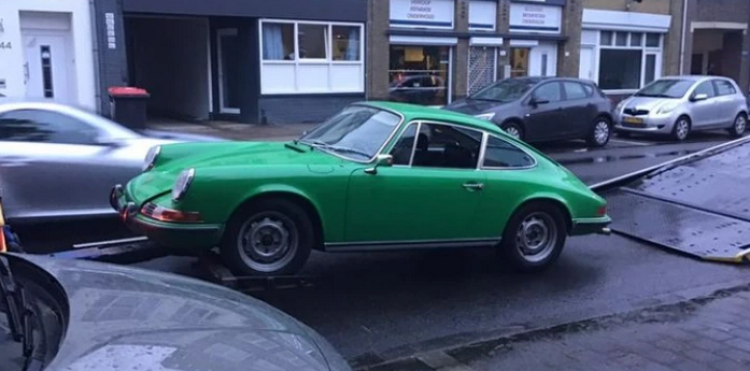 Stolen 1972 Porsche 911 located and recovered